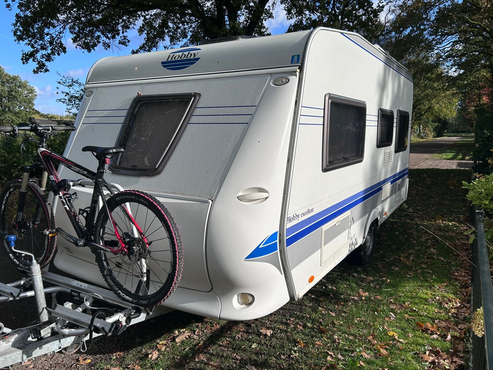 Hobby Excellent 460 UFE | Airco | Unico Verona | BOVAG, Caravans en Kamperen, Rondzit, Hobby, Frans bed, Particulier