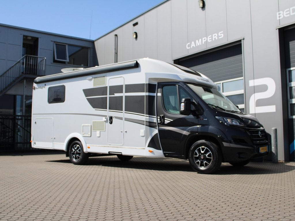 Sunlight T 690 L Queensbed Hefbed Automaat 1e eigenaar NAP, Caravans en Kamperen, Automaat, Chemisch toilet, Sunlight, Ringverwarming
