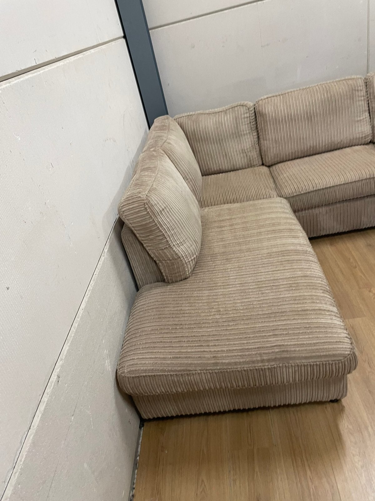 Mooie luxe beige creme ribstof corduroy hoekbank - GEREINIGD, Ophalen, 250 tot 300 cm, Luxe, Hoekbank