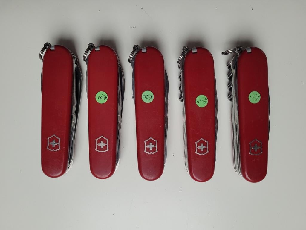 5x victorinox the huntsman, Ophalen of Verzenden, Zo goed als nieuw