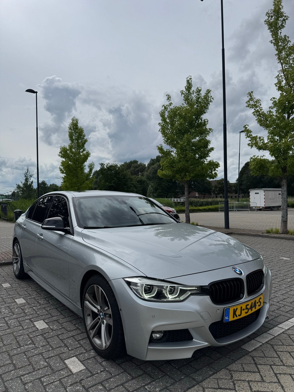 BMW 3-Serie M-pack (VOL) 330e, Dealer onderhouden, Pano, Aut, 1998 cc, Achterwielaandrijving, Zwart, 3-Serie
