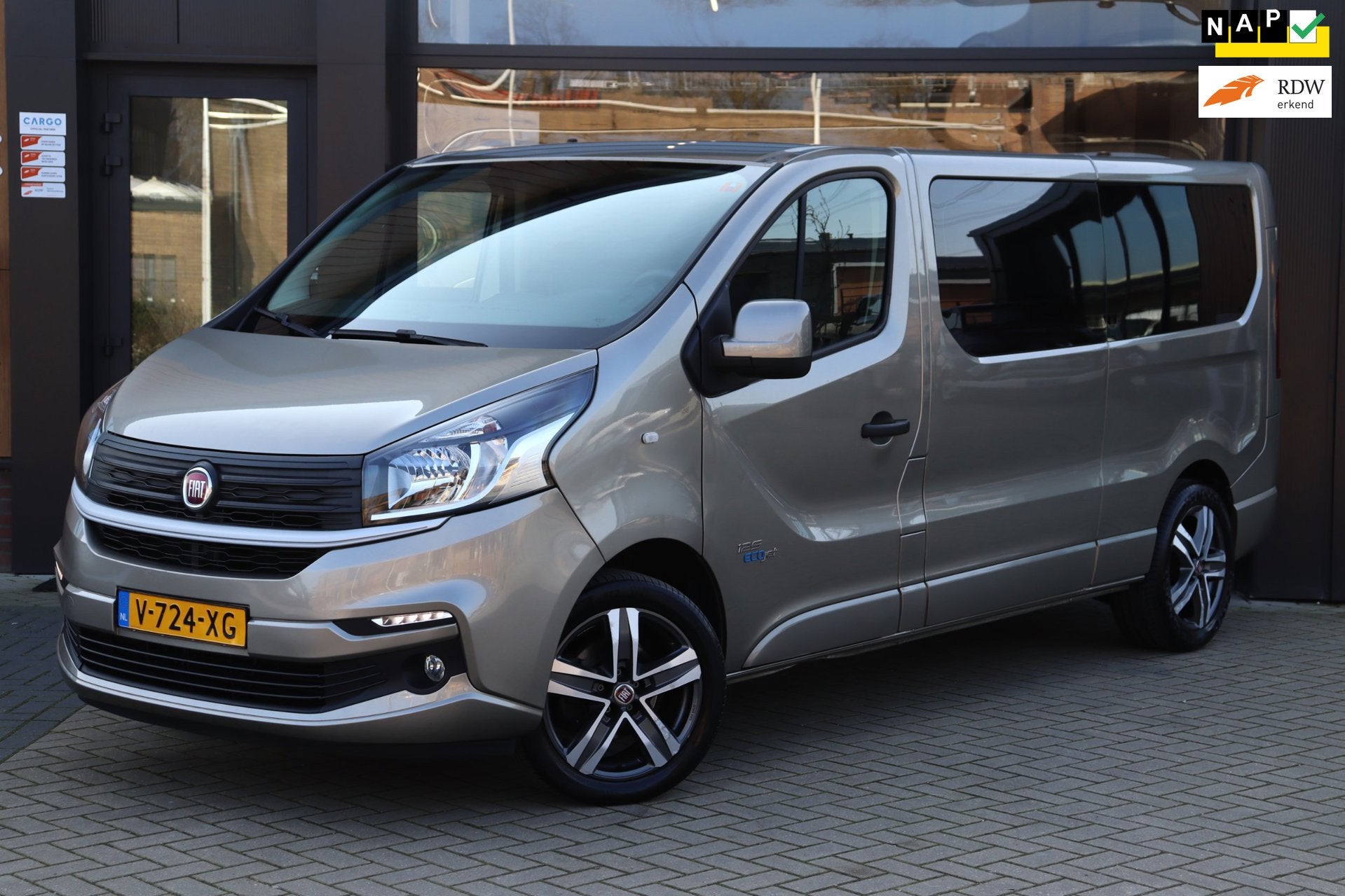 Fiat Talento 1.6 MJ EcoJet L2H1 DC Basis | NAP | Leder | 125, Auto's, Voorwielaandrijving, 125 pk, Gebruikt, Euro 6