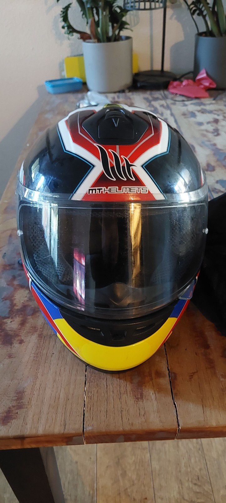 Kinderhelm MT Helmets - Weinig gedragen, Motoren, Overige merken, Kinderen, Ophalen of Verzenden, Integraalhelm