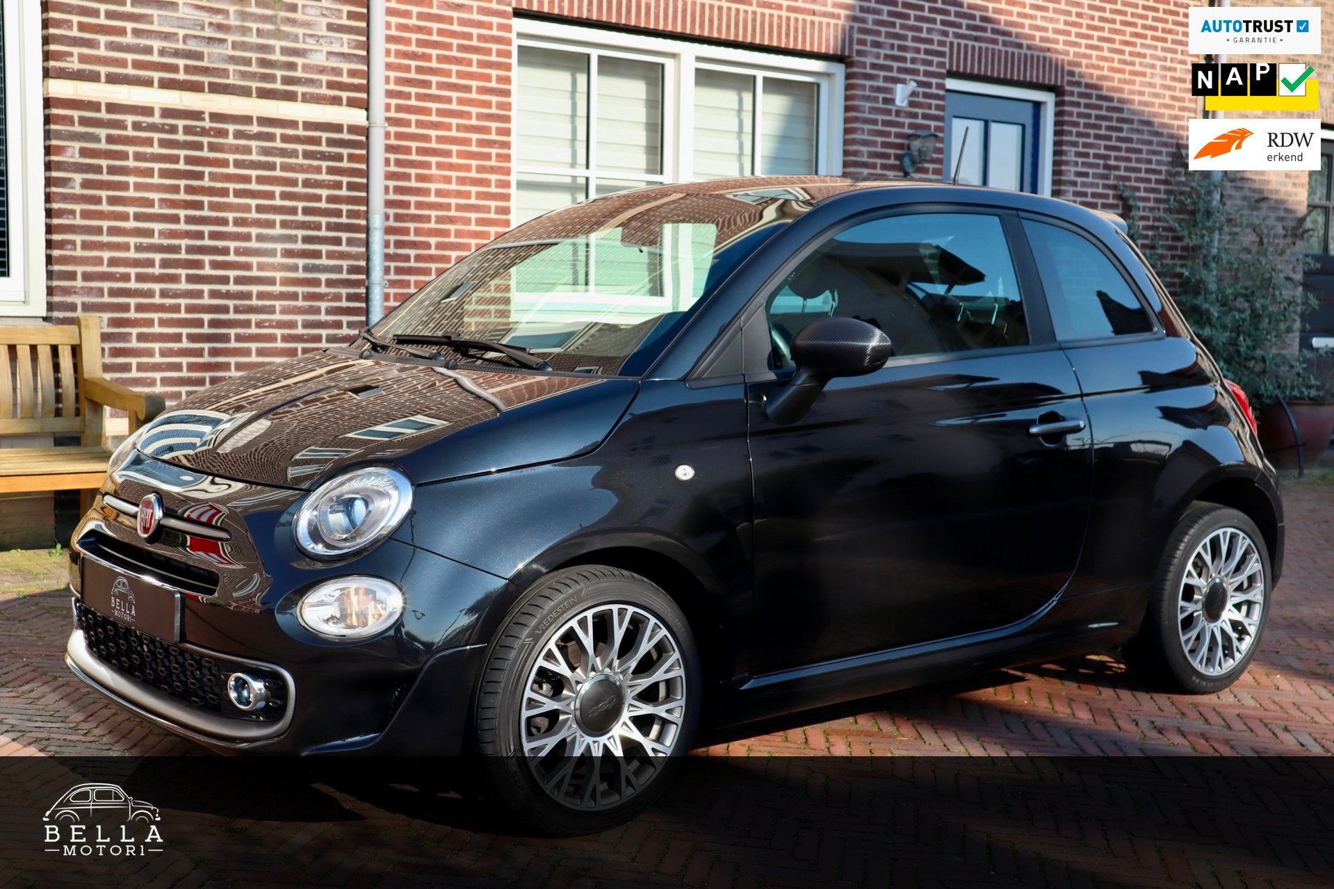 Fiat 500 0.9 TwinAir Sport | RIJKLAARPRIJS | Uconnect 7” t, Auto's, Voorwielaandrijving, Zwart, Origineel Nederlands, Bedrijf