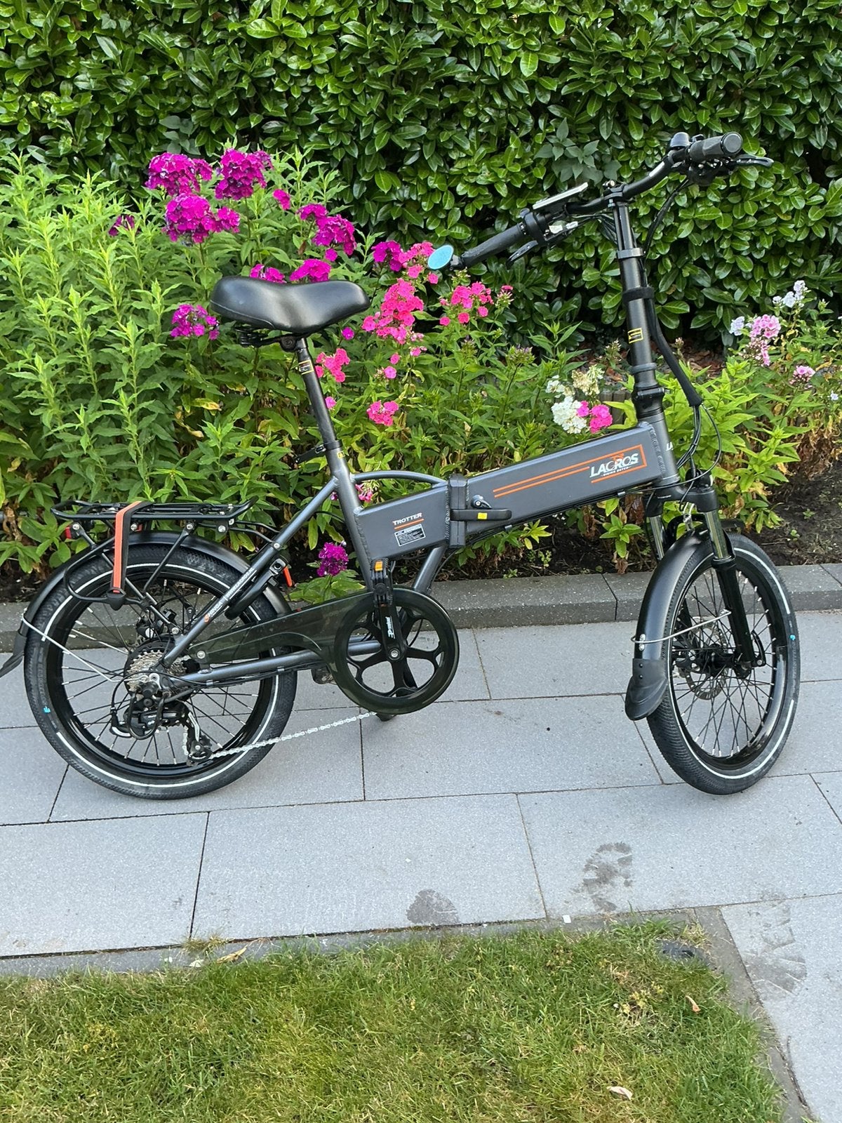 Lacros Trotter T200 vouwfiets, 22 maand oud, als nieuw, Ophalen, Zo goed als nieuw, 50 km per accu of meer, Overige merken