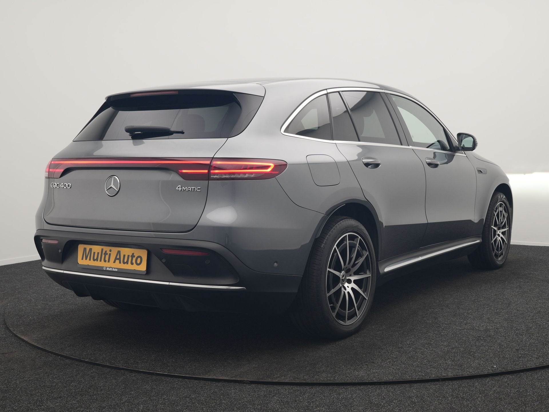 Mercedes-Benz EQC 400 4MATIC Business Solution AMG 80 kWh 40, Automaat, 2395 kg, Automatische klimaatregeling, Leder