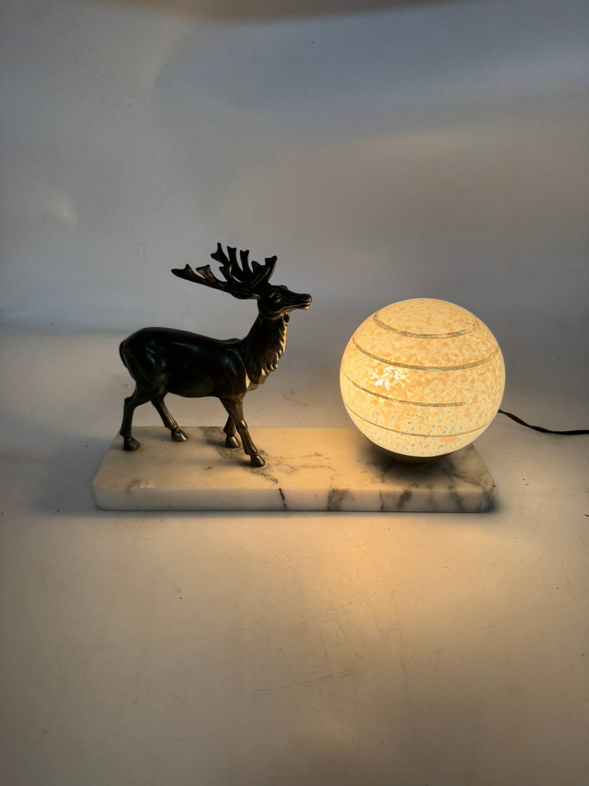 Art Deco Tafellamp | Hert Sculptuur | Marmer, Ophalen of Verzenden