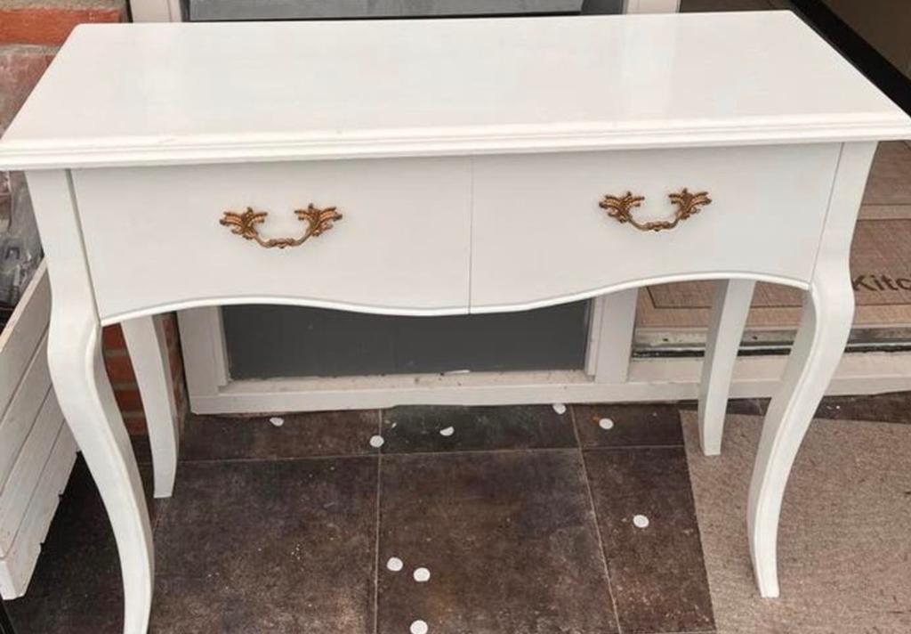 Witte console tafel met lades, brocante stijl, Ophalen, 100 tot 150 cm, Tot twee personen, 50 tot 100 cm