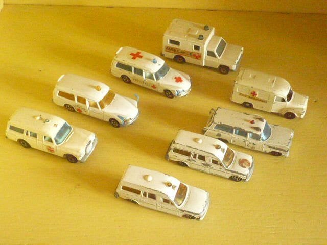 Mie18<>ambulance/ziekenauto,s matchbox engeland 1977, Verzenden, Gebruikt, Auto