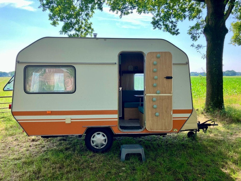 Mooie oude Caravan - Wilk uit 1979, Standaardzit, Omvormbare zithoek, 750 - 1000 kg, Particulier