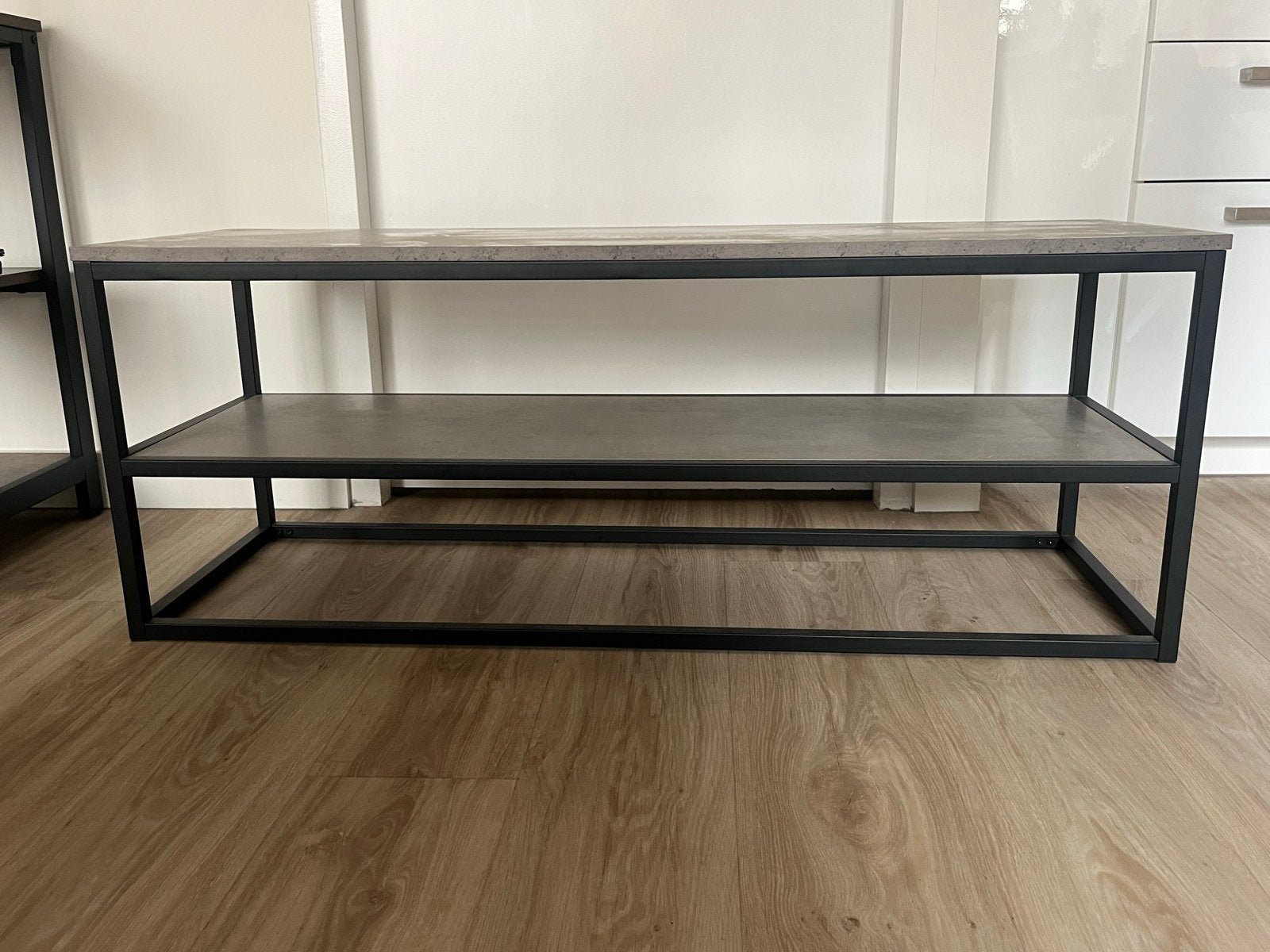 Jysk TV meubel DOKKEDAL - Zo goed als nieuw, Ophalen, 100 tot 150 cm, Zo goed als nieuw, Minder dan 100 cm