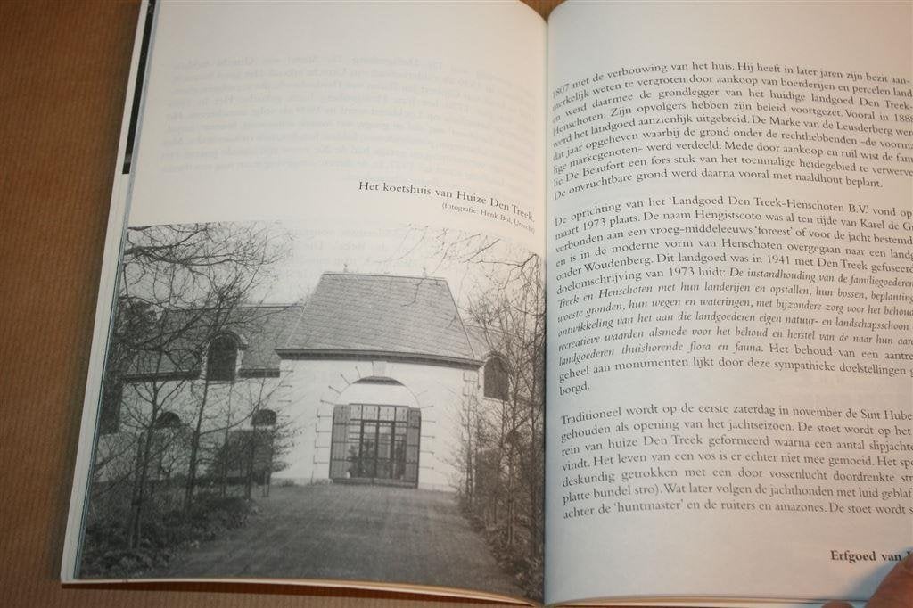 Erfgoed van Leusden. Historisch Leusden in vogelvlucht., Ophalen of Verzenden, Zo goed als nieuw