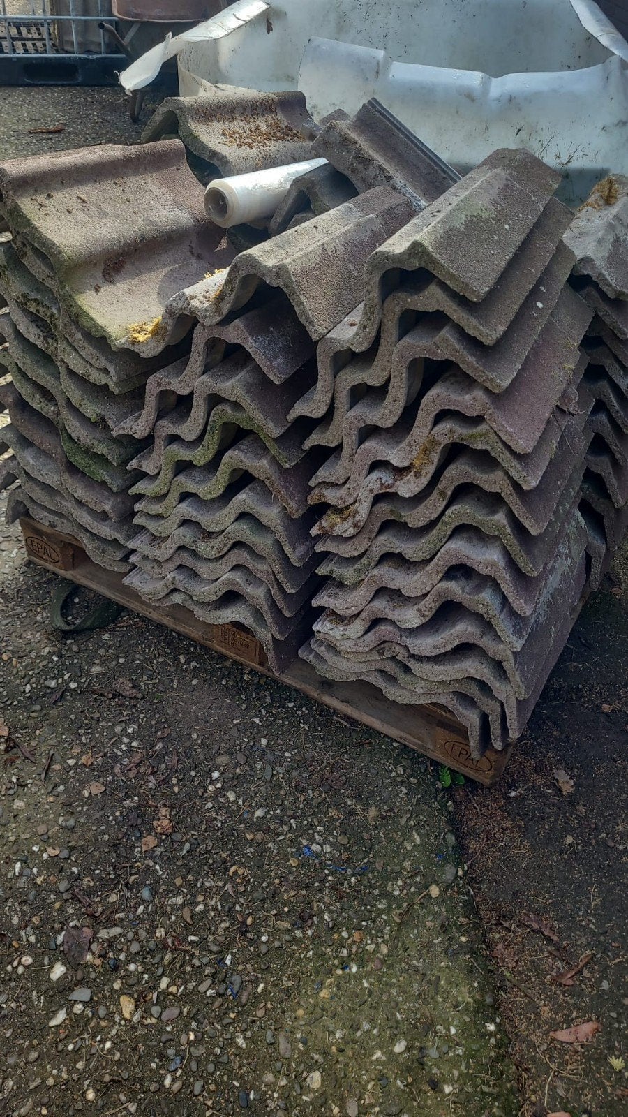 Gevelpannen - 25 links, 25 rechts, Ophalen, Gebruikt, Steen of Klei, 15 m² of meer