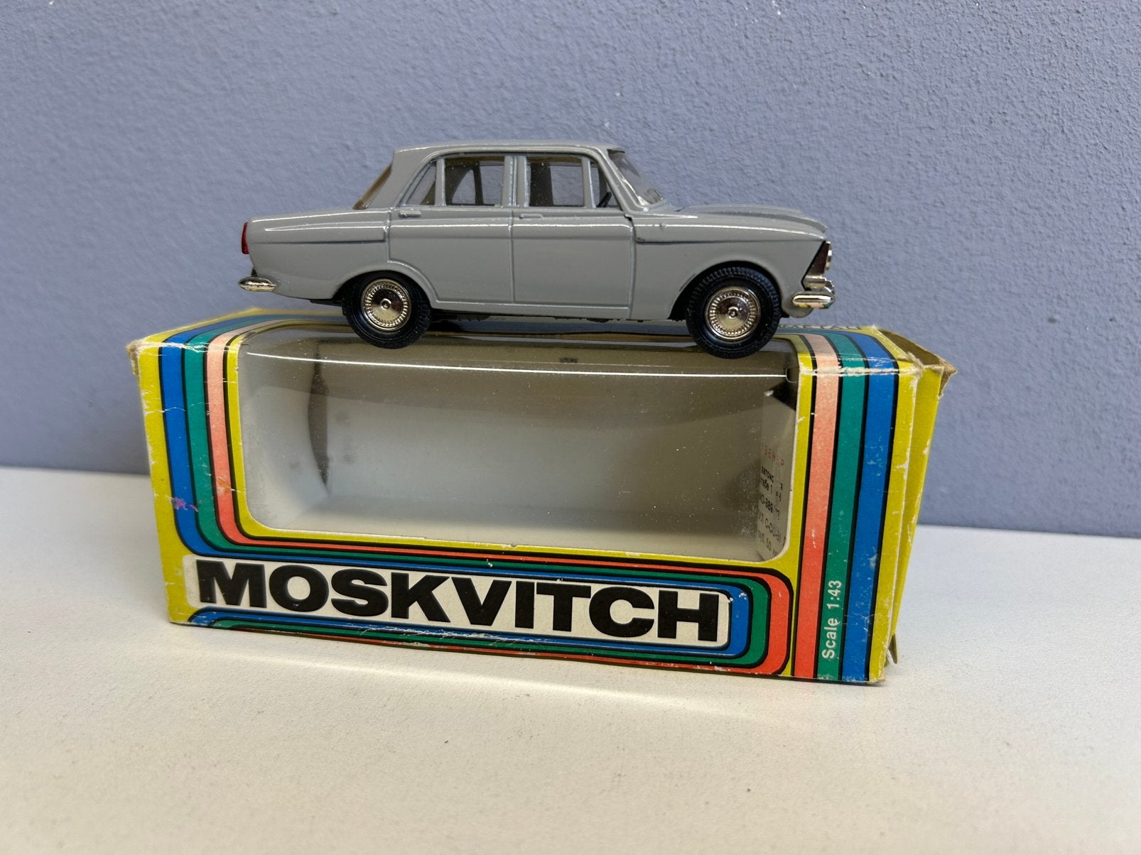 Moskvitch 412 Saloon Grey USSR CCCP Russia MIB, Ophalen of Verzenden, Zo goed als nieuw, Auto, Overige merken