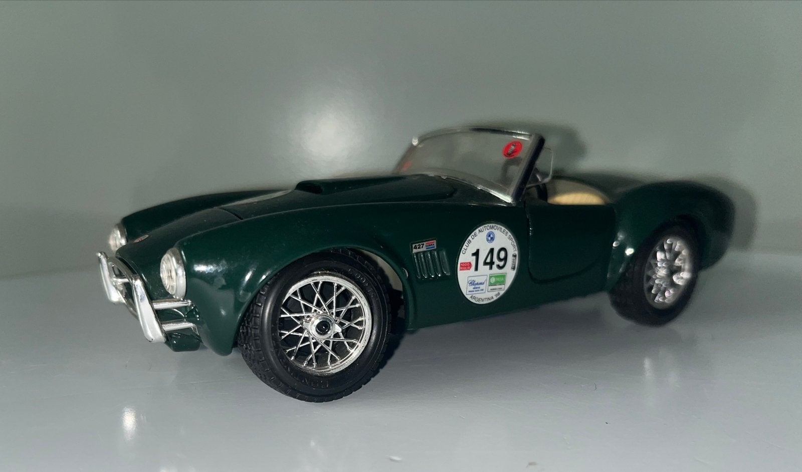 Groene Burago Cobra sportwagen modelauto 1/24, Overige merken, 1:50 of kleiner, Auto, Ophalen of Verzenden