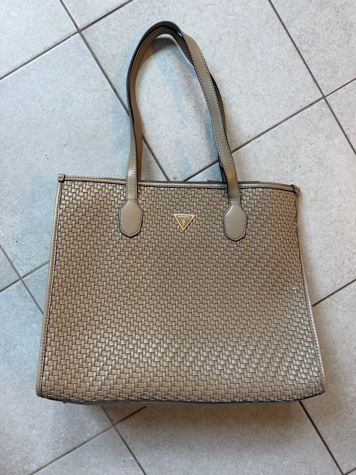 Guess werk/schooltas - Stijlvol en praktisch, Ophalen, Gebruikt, Beige, Shopper