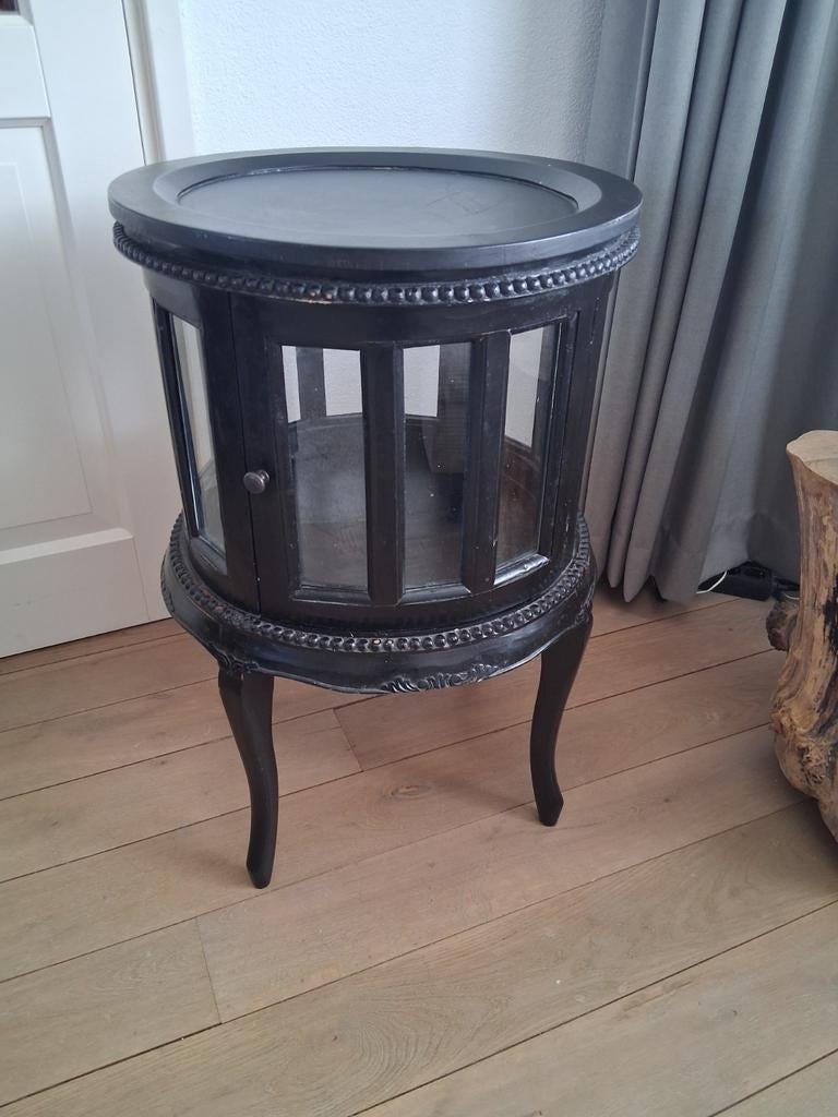 TE KOOP! Zwart rond theemeubel, Antiek en Kunst, Antiek | Meubels | Kasten, Ophalen