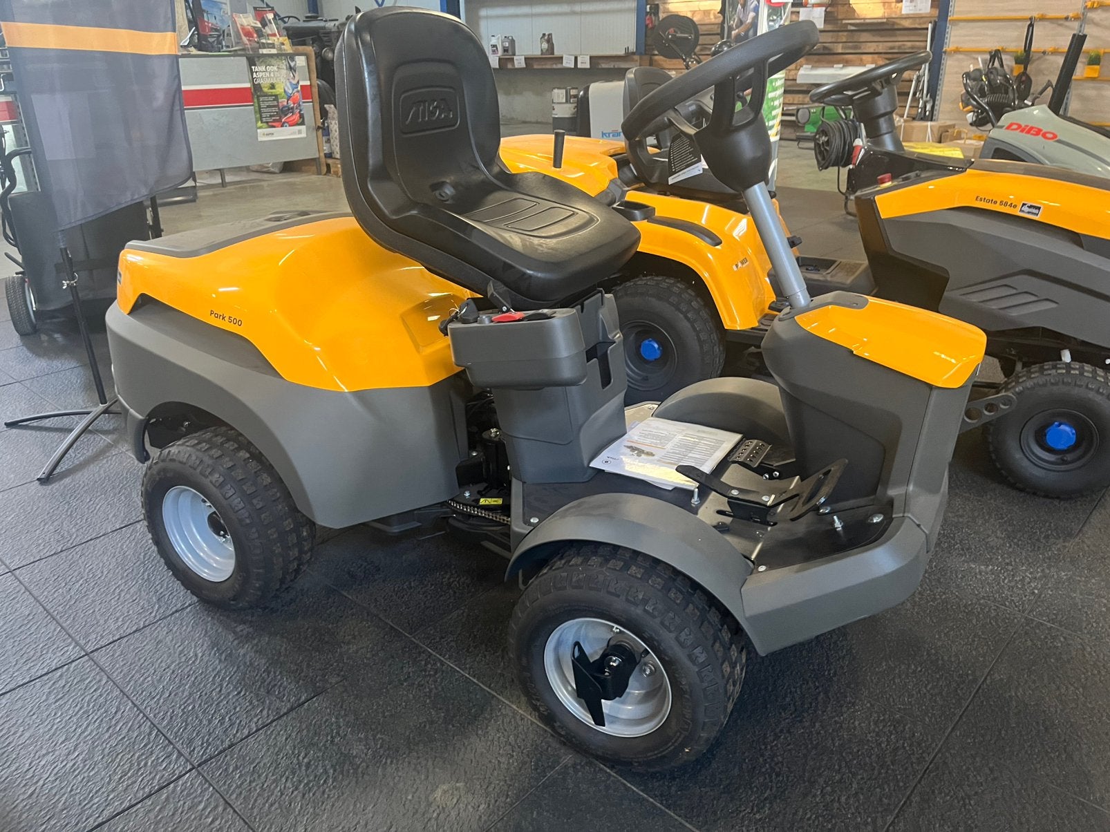 Stiga park 500 speciale aanbieding, Ophalen, Zo goed als nieuw