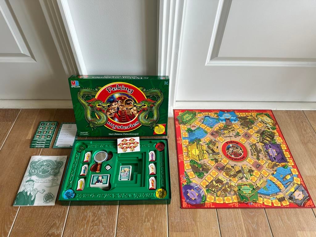 Peking Mysteries spel van MB Hasbro uit 2002., Ophalen, Zo goed als nieuw