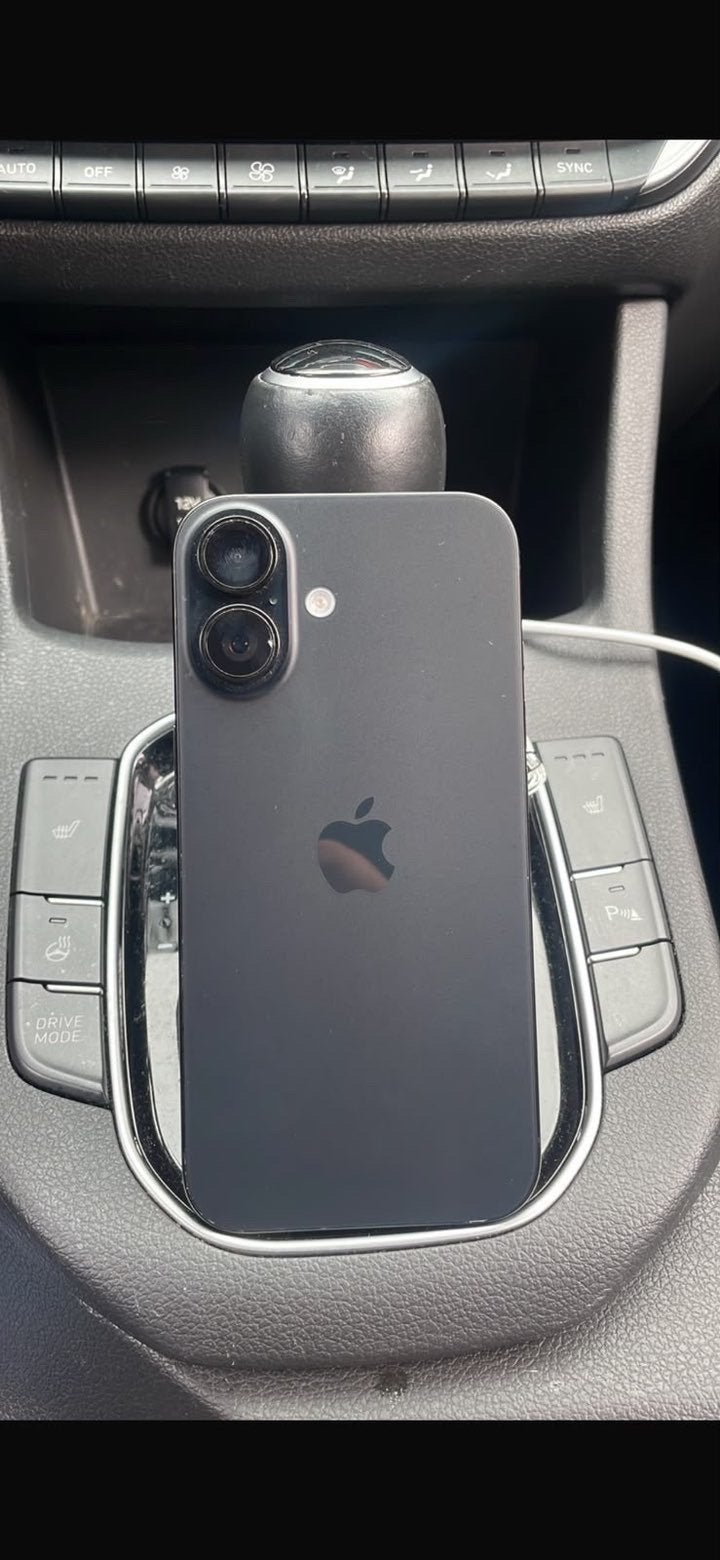 Foto 3 van Iphone 16 te koop