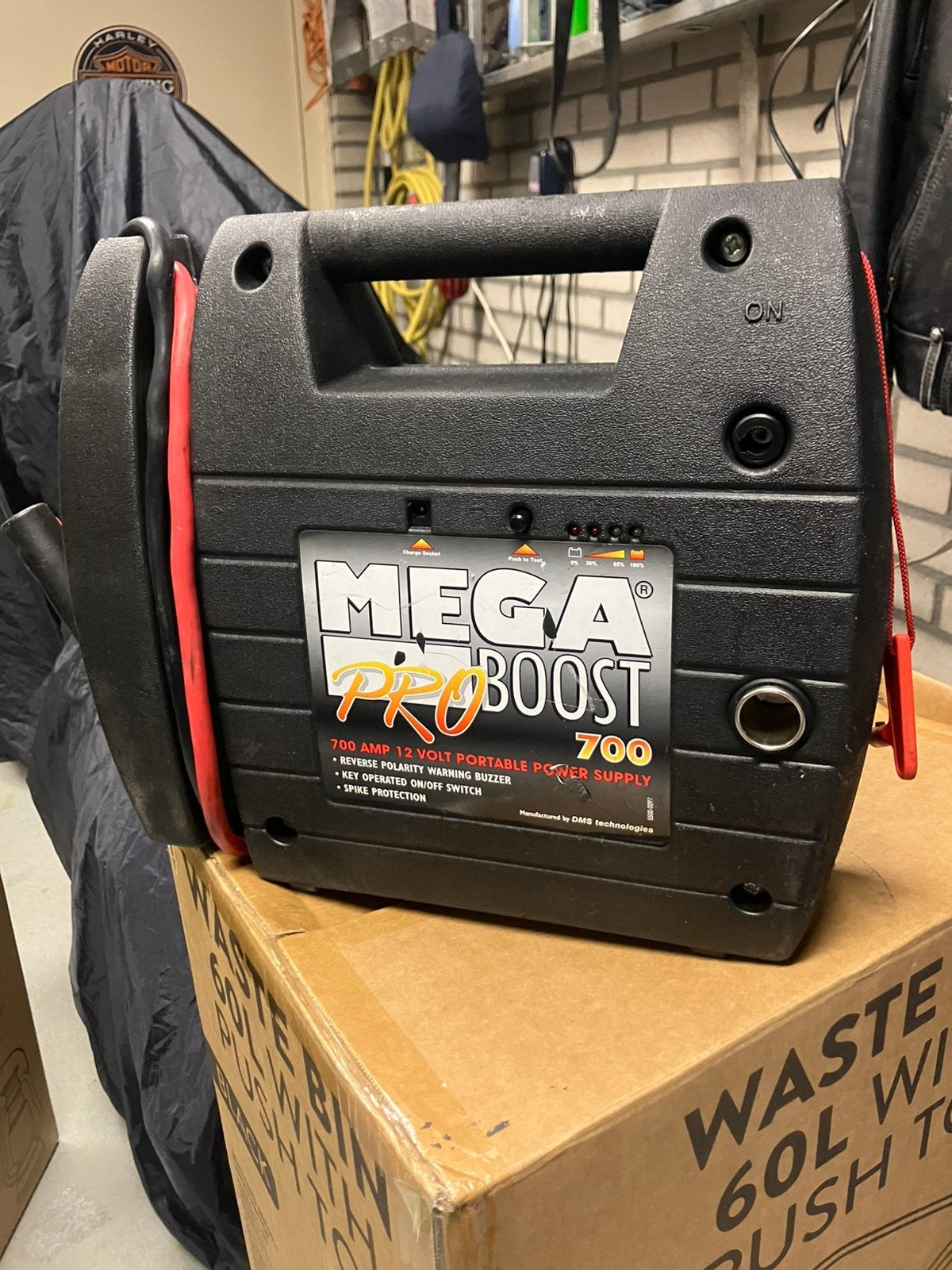 STARTBOOSTER  700, Auto diversen, Ophalen of Verzenden, Zo goed als nieuw