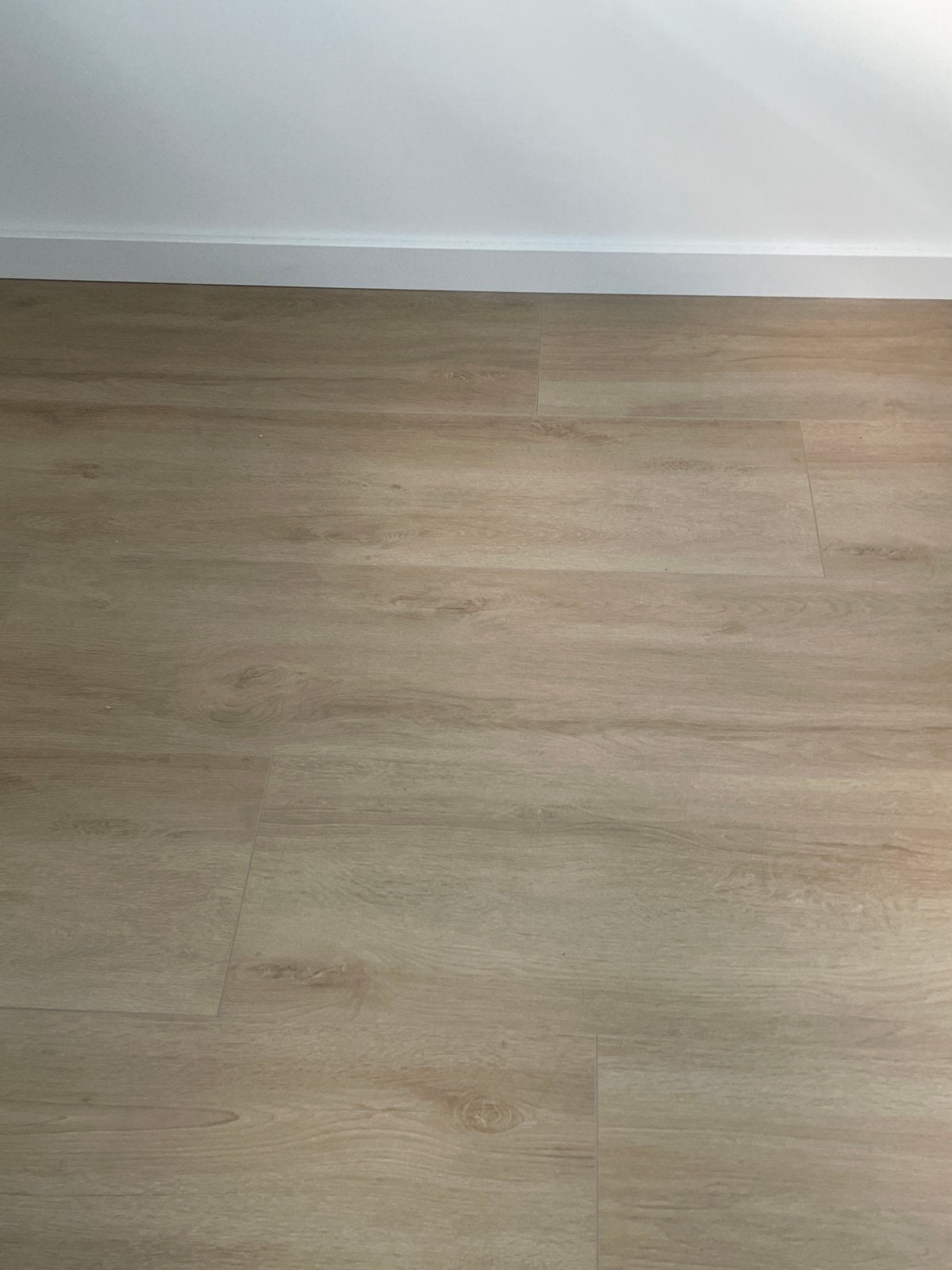 7 pakken nieuw laminaat eiken zand 1380x326x8 mm V4, Ophalen, Beige, Nieuw, 10 tot 25 m²