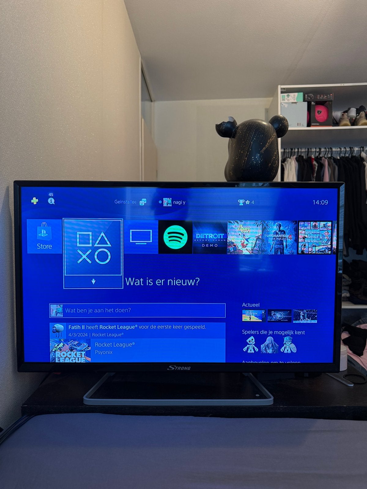 Strong SRT 32HZ4003N TV - Goede staat, knopje defect, Audio, Tv en Foto, Televisies, Ophalen of Verzenden, Gebruikt, 80 tot 100 cm