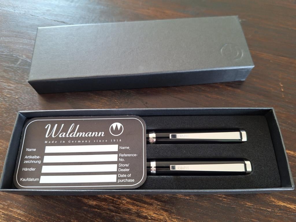 Nieuwe luxe BMW pennen set - Waldmann vulpen en balpen., Overige merken, Pennenset, Nieuw, Met doosje