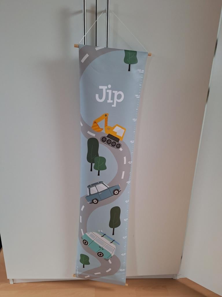 Groeimeter Jip met auto's en graafmachine, Kinderen en Baby's, Kinderkamer | Inrichting en Decoratie, Nieuw, Wanddecoratie, Ophalen of Verzenden