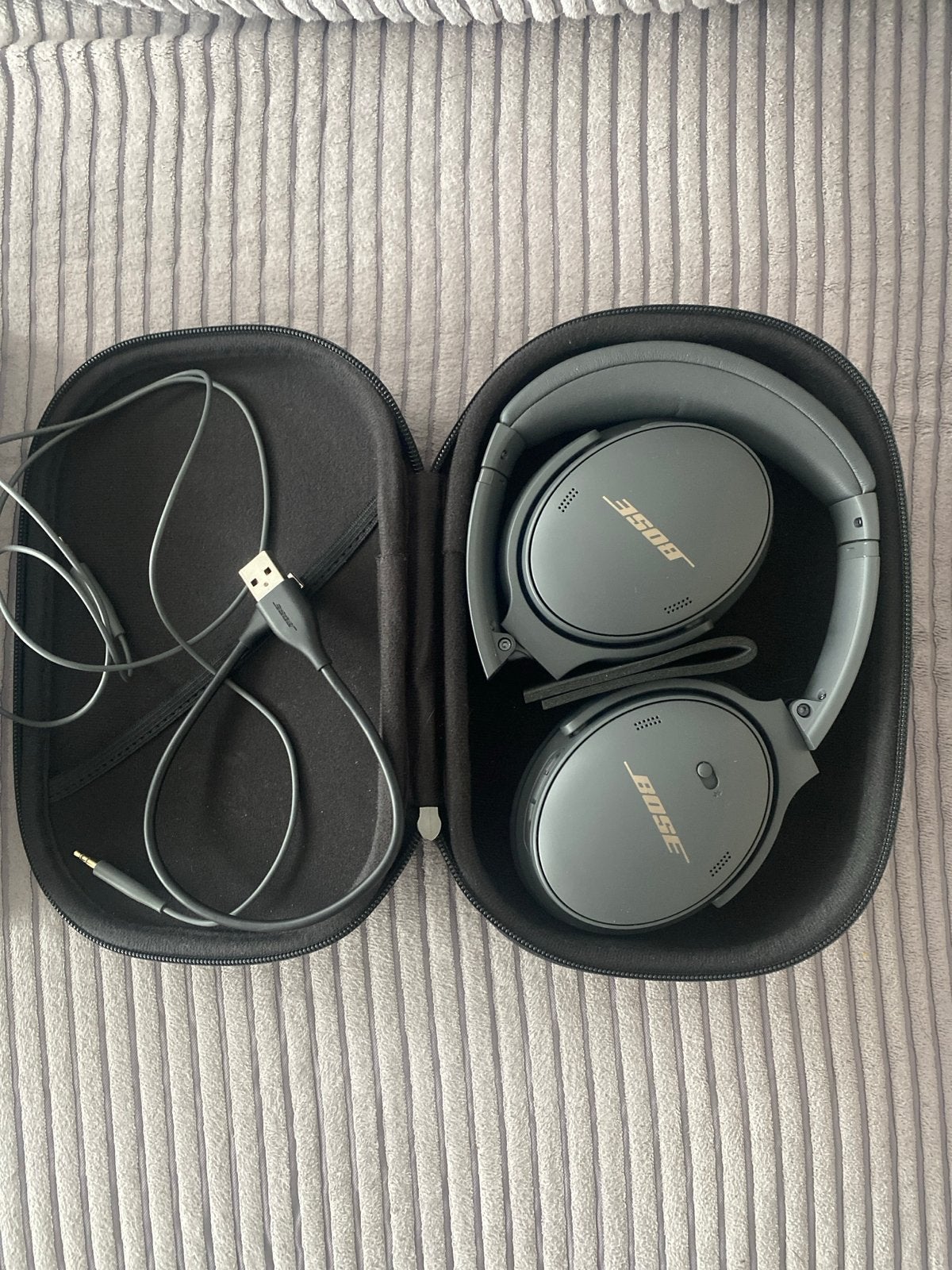Bose QuietComfort 45 Noise Cancelling Koptelefoon Grijs, Audio, Tv en Foto, Koptelefoons, Bluetooth, Ophalen of Verzenden, Zo goed als nieuw