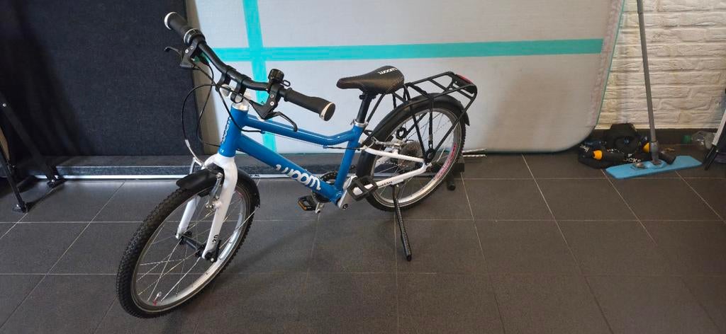 Woom kinderfiets 20 inch - Zo goed als nieuw, Fietsen en Brommers, Fietsen | Kinderfietsjes, Ophalen, Zo goed als nieuw, 20 inch of meer