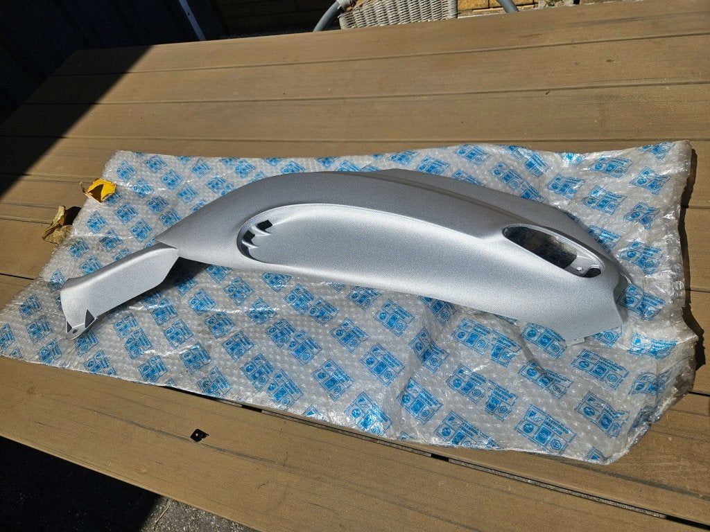 Zijscherm LINKS  Piaggio Nrg - Typhoon Mat zilver Nieuw NOS, Niet ingevuld, Piaggio, Niet ingevuld, Ophalen of Verzenden