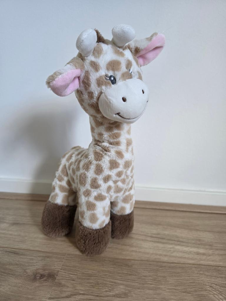 Grote schattige giraf knuffel, Kinderen en Baby's, Speelgoed | Knuffels en Pluche, Ophalen of Verzenden, Nieuw, Giraf, Middelgroot (20 tot 80 cm)