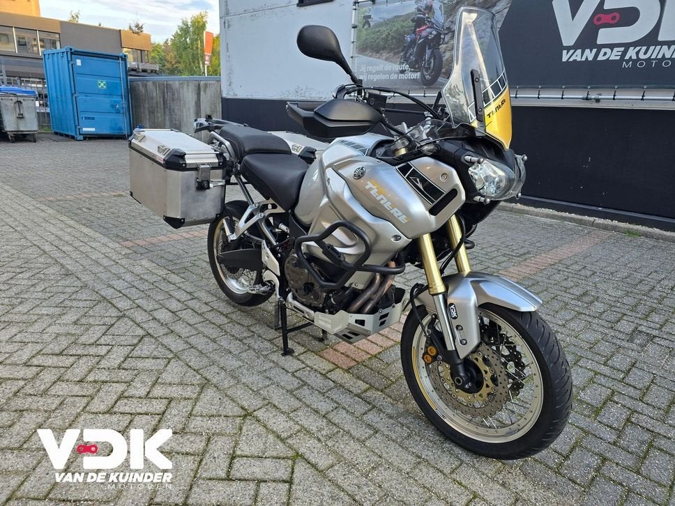 YAMAHA XT 1200 Z SUPER TENERE (bj 2017 model 2011) 25,241 km, Motoren, 2 cilinders, 1199 cc, Motorrijbewijs A, Bedrijf