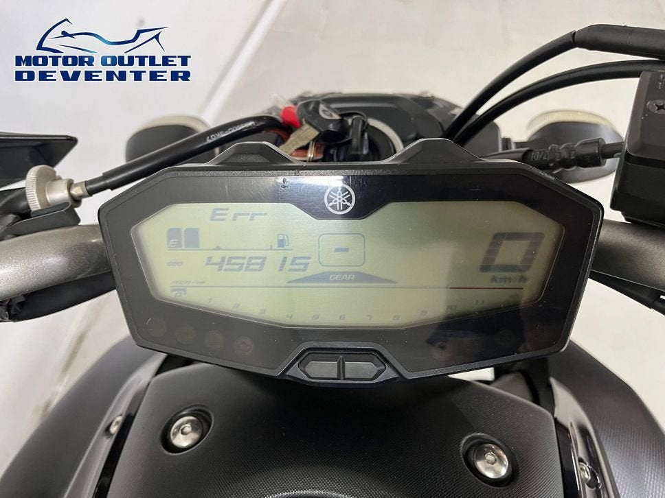 Prachtige YAMAHA MT 07 MT07 MT-07 Full Power (bj 2014), 2 cilinders, Motorrijbewijs A, Bedrijf, Onbekend