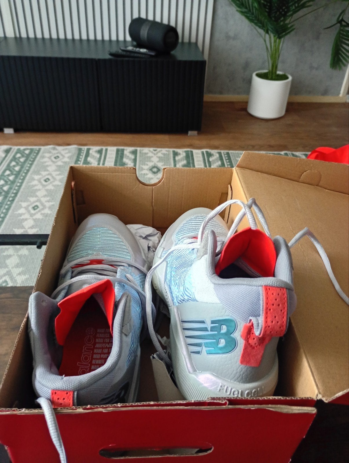 New Balance FuelCell Basketbalschoenen - Maat 42 EU, Ophalen of Verzenden