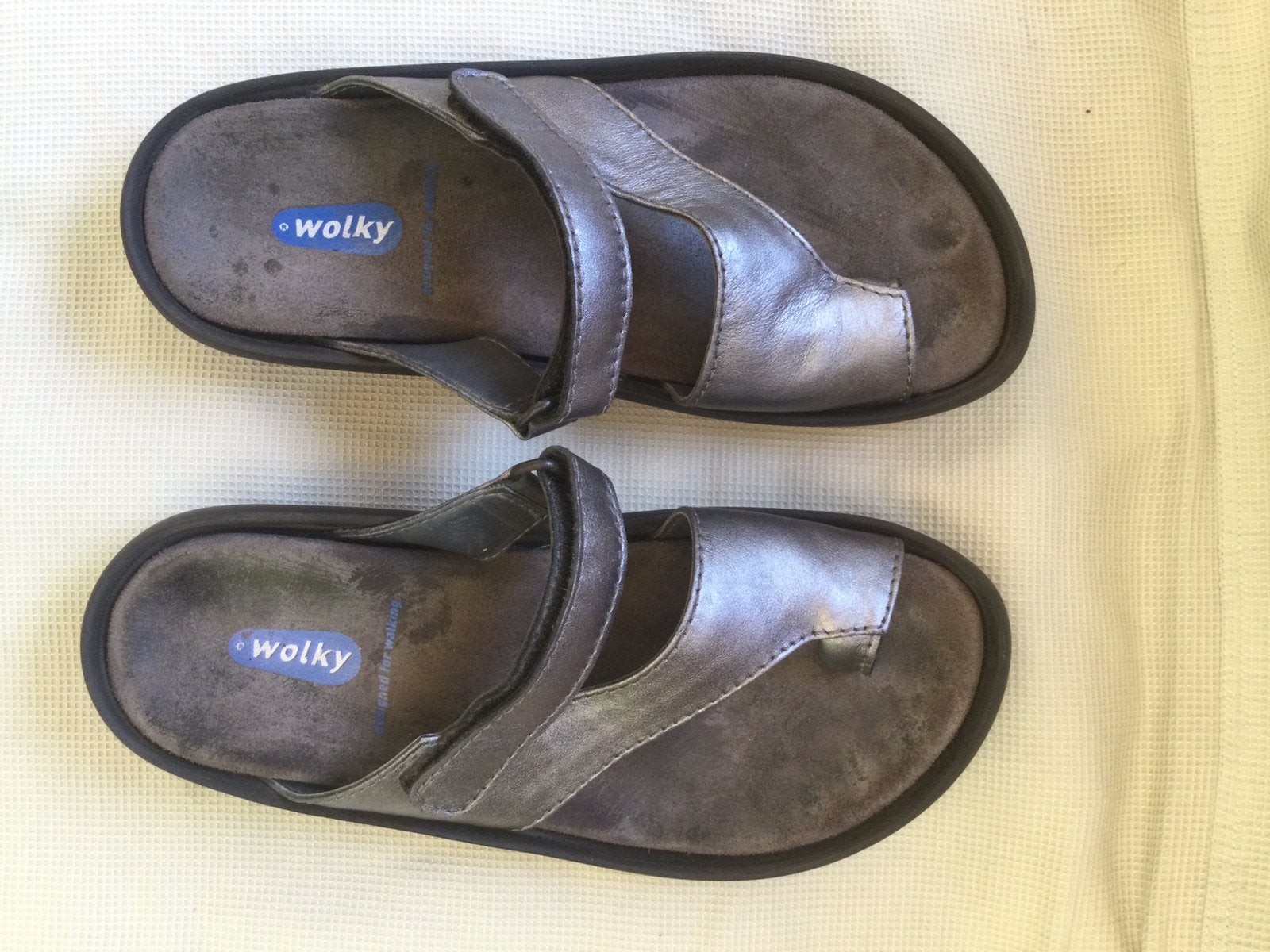Wolky teenslippers in zilver metallic maat. 36, Kleding | Dames, Schoenen, Ophalen of Verzenden, Zo goed als nieuw, Overige kleuren