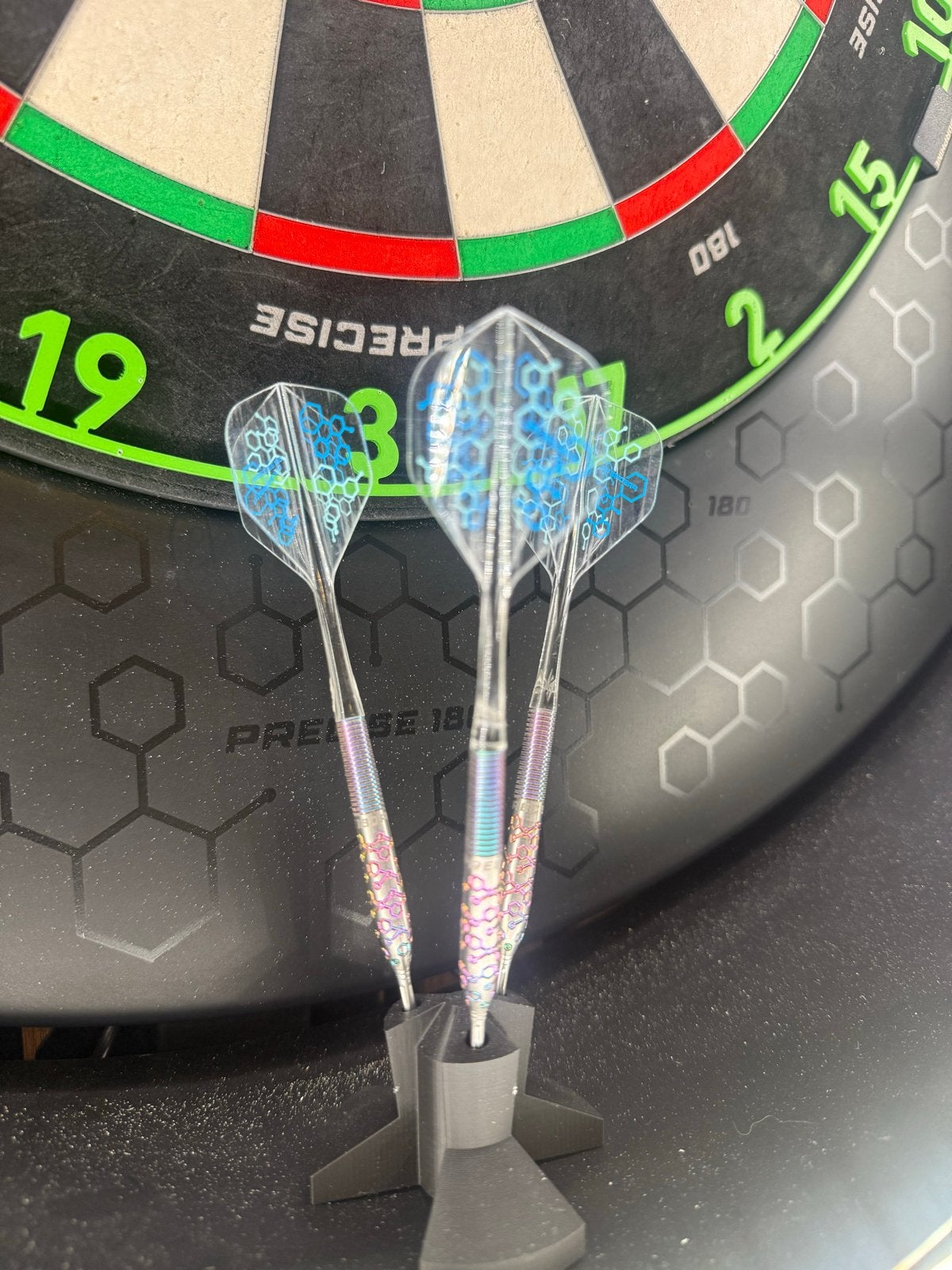 Endorphine Precise 180 Darts 23gr, Ophalen of Verzenden, Zo goed als nieuw, Dartbord met pijlen