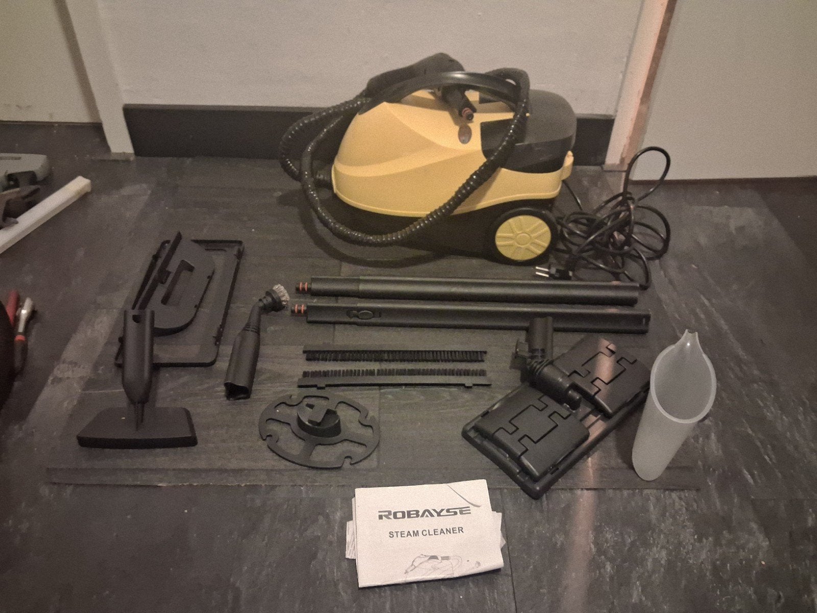 Robayse Stoomreiniger - Compleet met accessoires, Ophalen of Verzenden, Reservoir, Overige merken, Inclusief accessoires