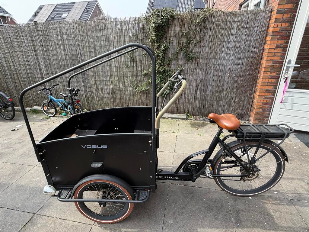 Vogue Troy bakfiets met dubbel zitje, Gebruikt, Huif, 2 kinderen, Ophalen
