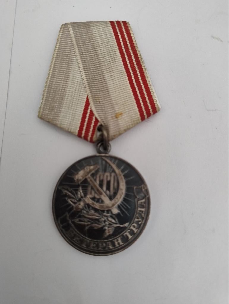 Russische medaille Sovjet Unie Labour Veteraan, Verzamelen, Militaria | Algemeen, Ophalen of Verzenden, Landmacht, Lintje, Medaille of Wings