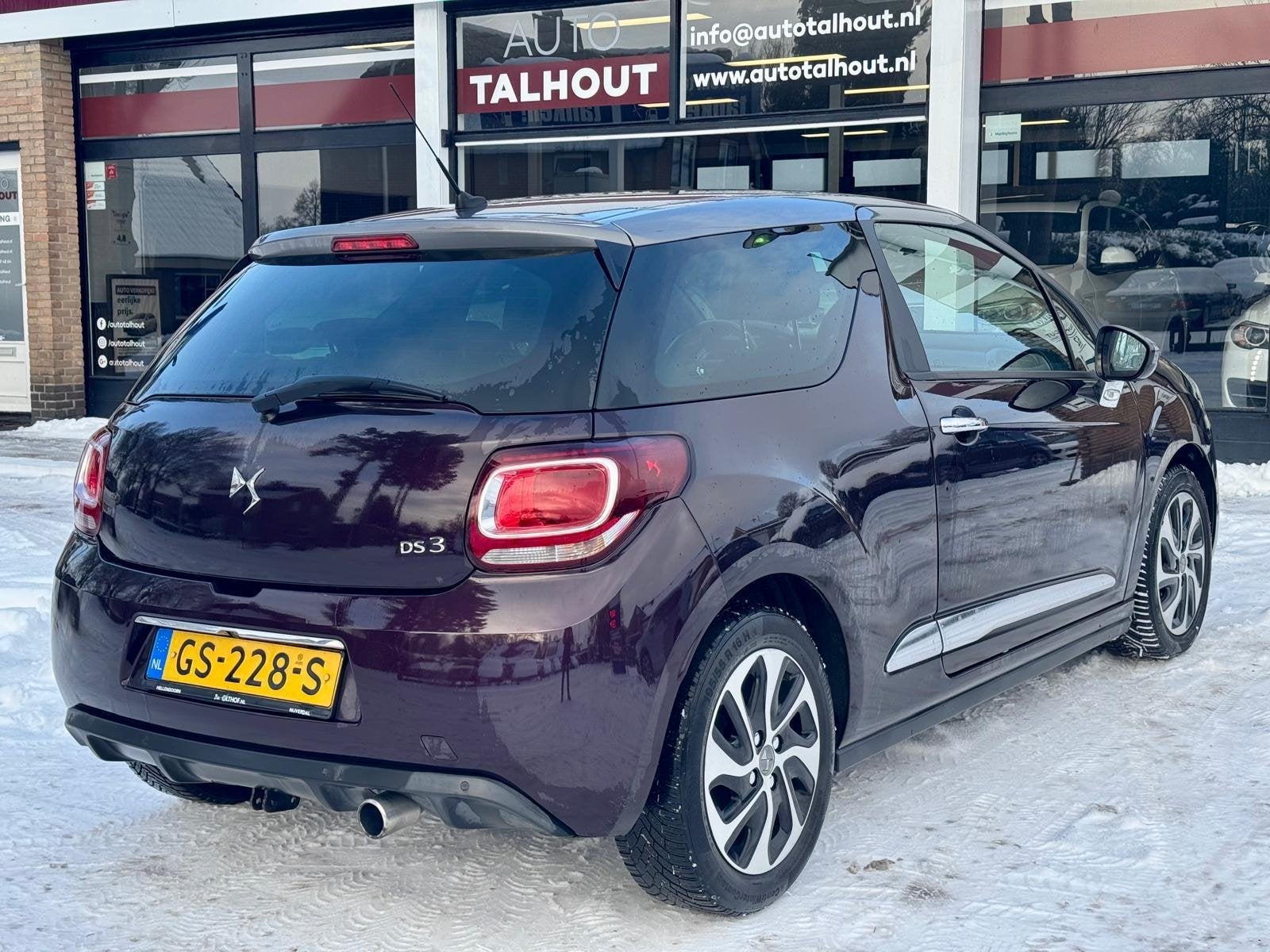 DS 3 1.2 PureTech Business | AUTOMAAT | CAMERA | NW DISTRIBU, Stof, 82 pk, Automatische klimaatregeling, Origineel Nederlands