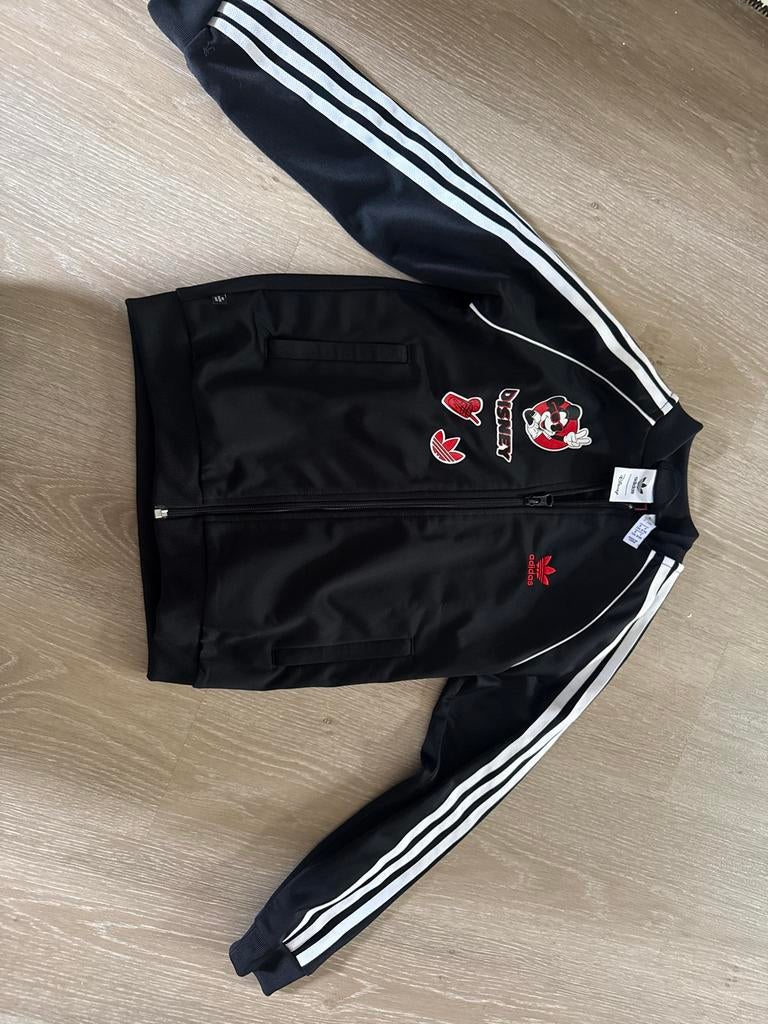 Adidas Disney vest zwart maat 134, Ophalen, Zo goed als nieuw, Jongen of Meisje, Trui of Vest