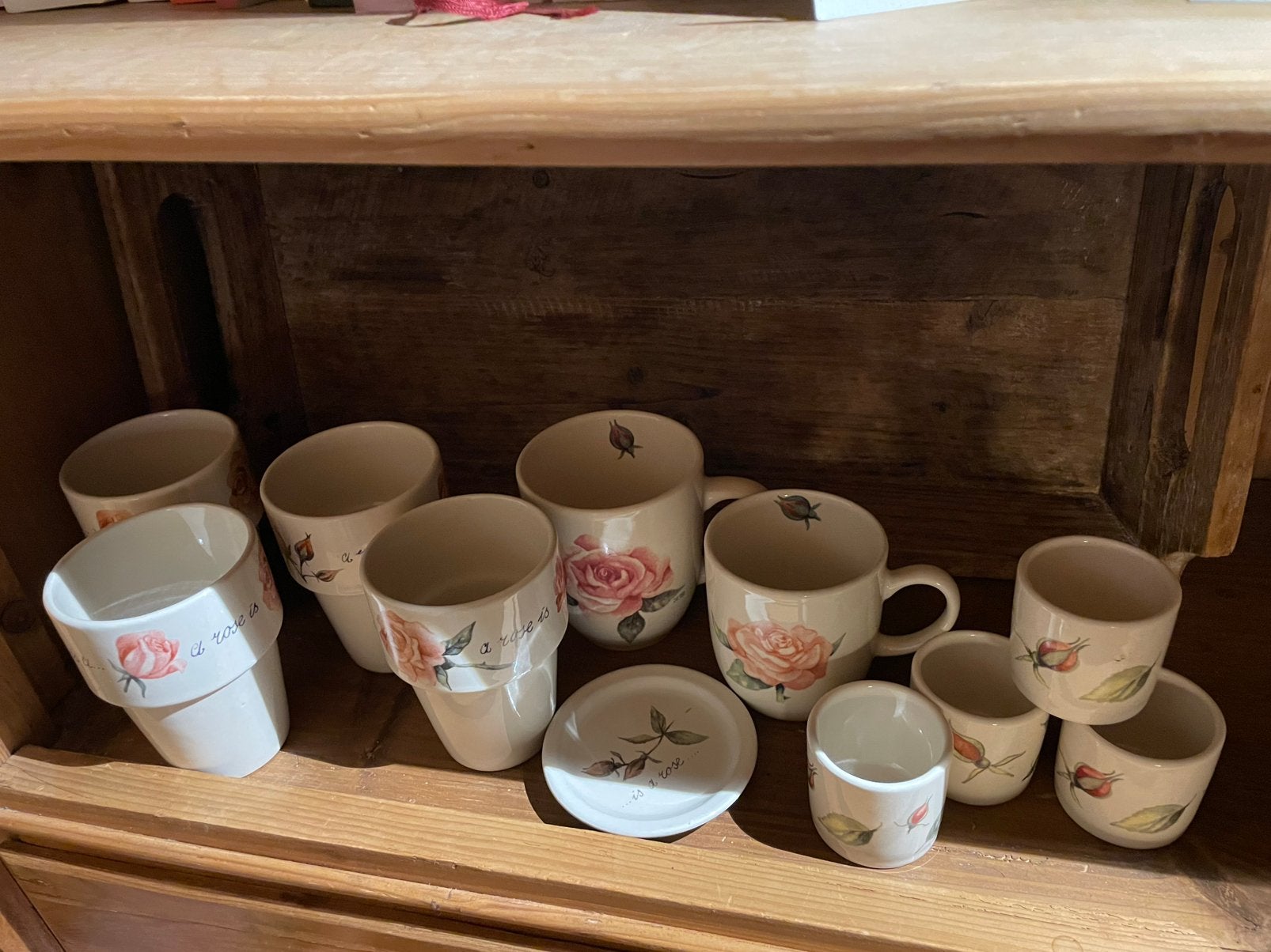 Servies van Jet, Ophalen of Verzenden, Zo goed als nieuw, Overige stijlen, Kop(pen) en/of Schotel(s)