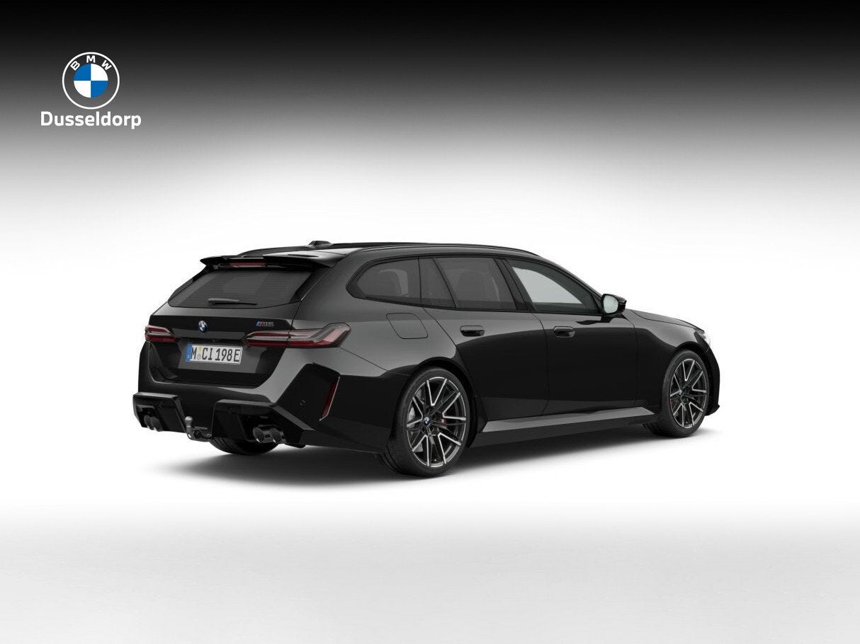 BMW M5 Touring Comfort Pakket | M Driver's Pack | Driving As, Verwarmde buitenspiegels, 4395 cc, Overige brandstoffen, Zwart