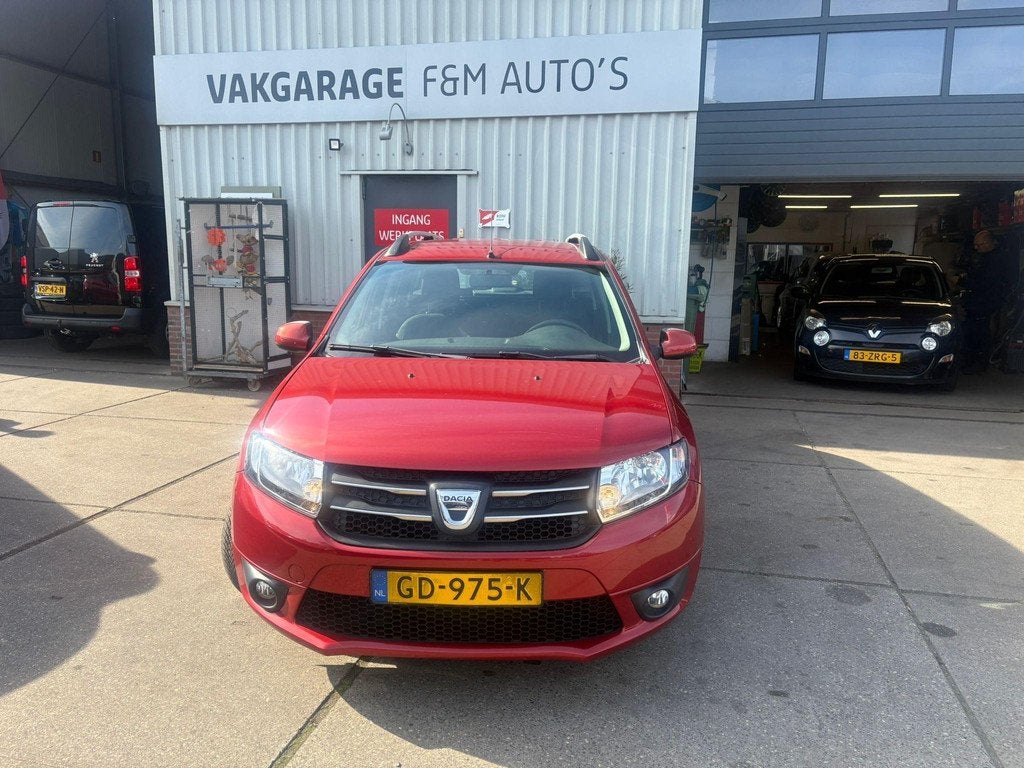 Dacia Logan MCV 0.9 TCe Prestige, Auto's, Voorwielaandrijving, Stof, Parkeersensor, Origineel Nederlands