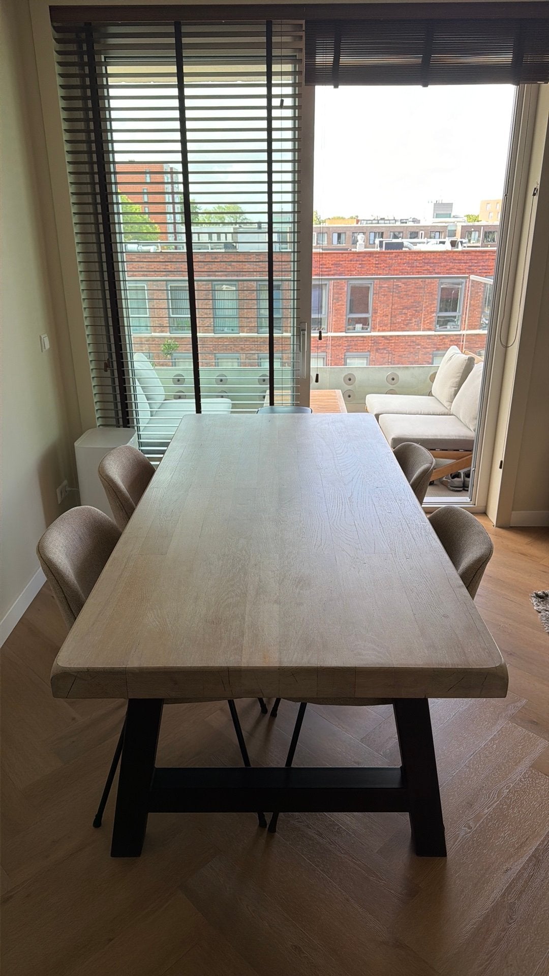 Moet weg Hardhouten eettafel 185 x 85 x 80, Ophalen, Gebruikt, 50 tot 100 cm, Vijf personen of meer