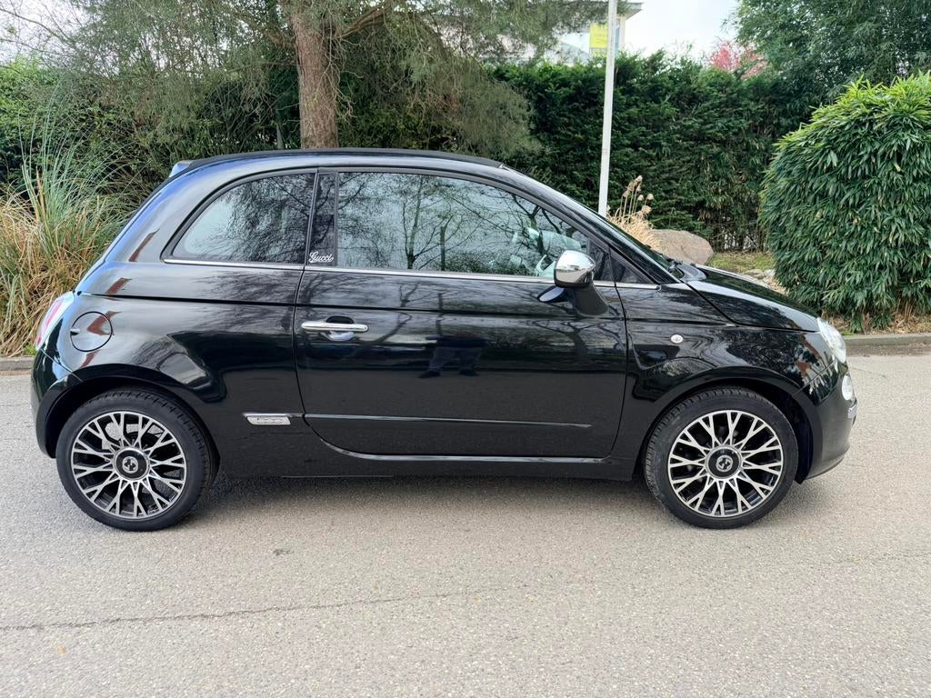 Fiat 500C 0.9 85pk Turbo Twinair LEDER/CLIMA/GUCCI’/XENON., Auto's, Cabriolet, Zwart, Leder, Bedrijf