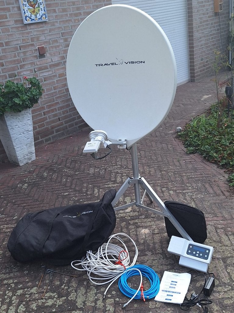 Travel Vision schotelantenne met statief en accessoires, Ophalen, Zo goed als nieuw, (Schotel)antenne, Overige merken