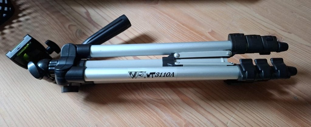 camera tripod/ statief, Audio, Tv en Foto, Fotografie | Statieven en Balhoofden, Ophalen of Verzenden, Nieuw, 125 cm of minder